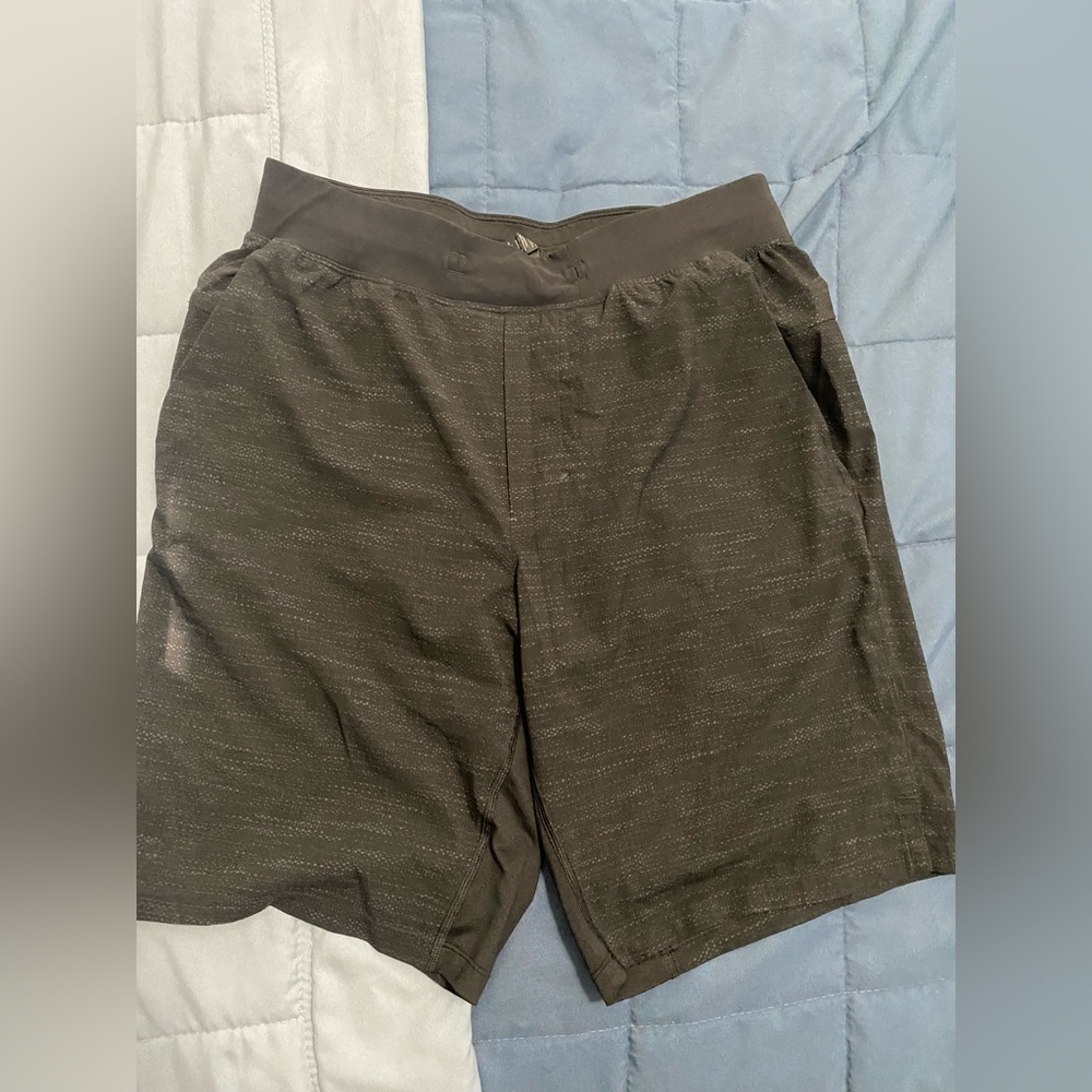 Men’s lululemon shirt with liner